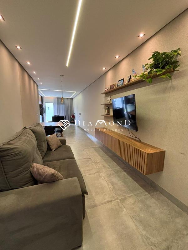 Casa à venda no Novo Mundo: 