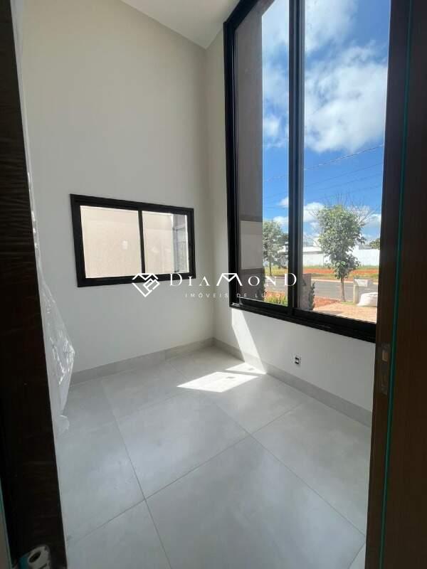 Casa em condomínio à venda no Novo Mundo: 