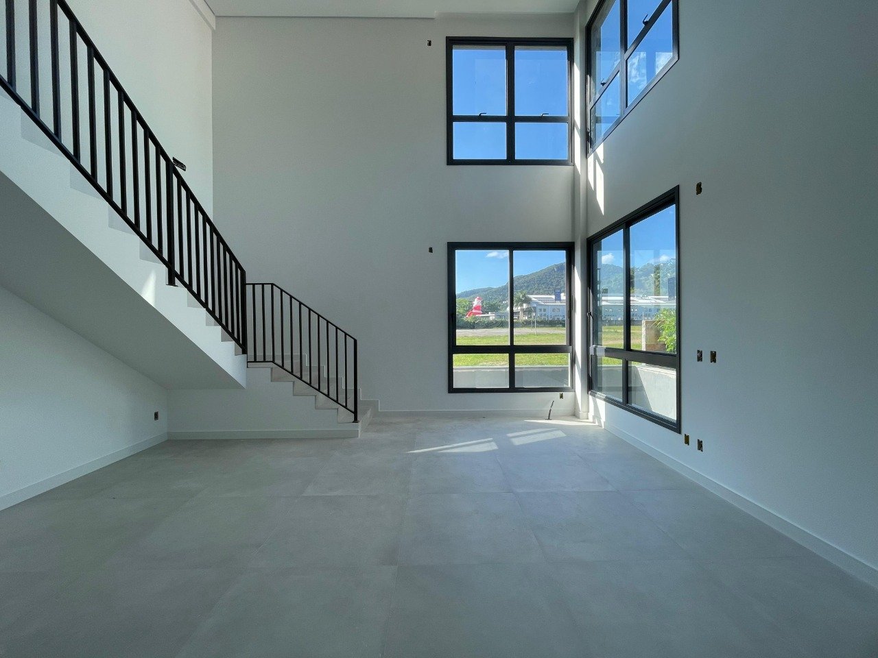 Estúdio[ NumeroQuarto] Saco Grande Florianópolis First: 