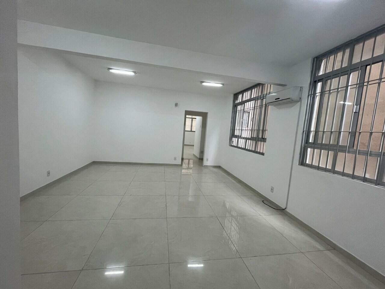 Salas/Conjuntos[ NumeroQuarto] Centro Florianópolis Florêncio Costa: 