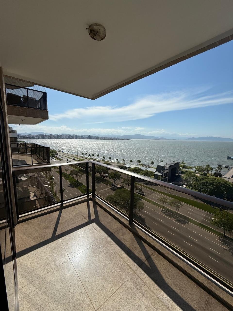 Apartamento[ NumeroQuarto] Centro Florianópolis Praia de Fora: 