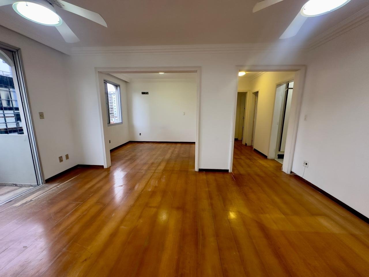 Apartamento[ NumeroQuarto] Centro Florianópolis Mona Lisa: 