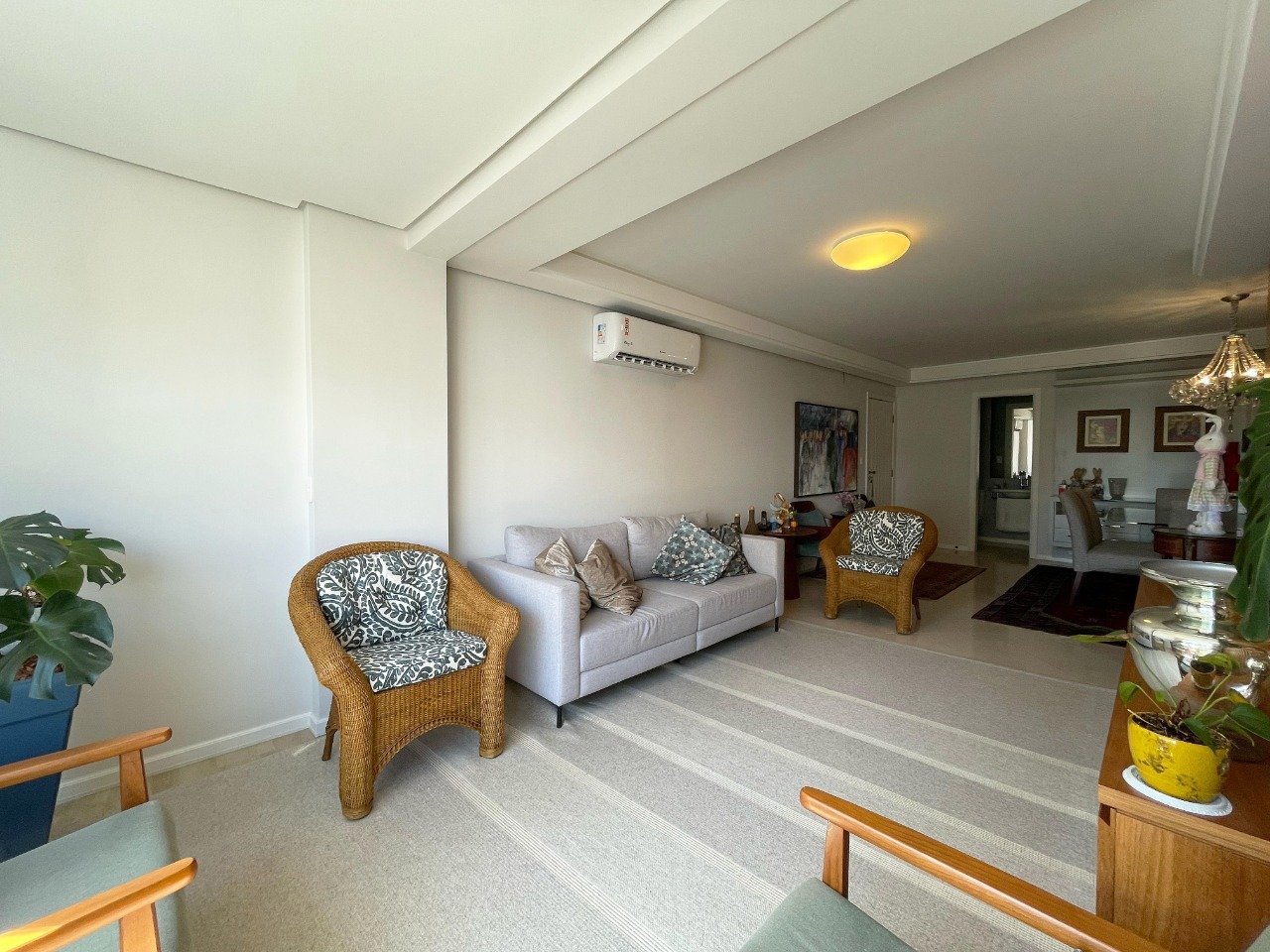 Apartamento[ NumeroQuarto] Centro Florianópolis San Matheu: 