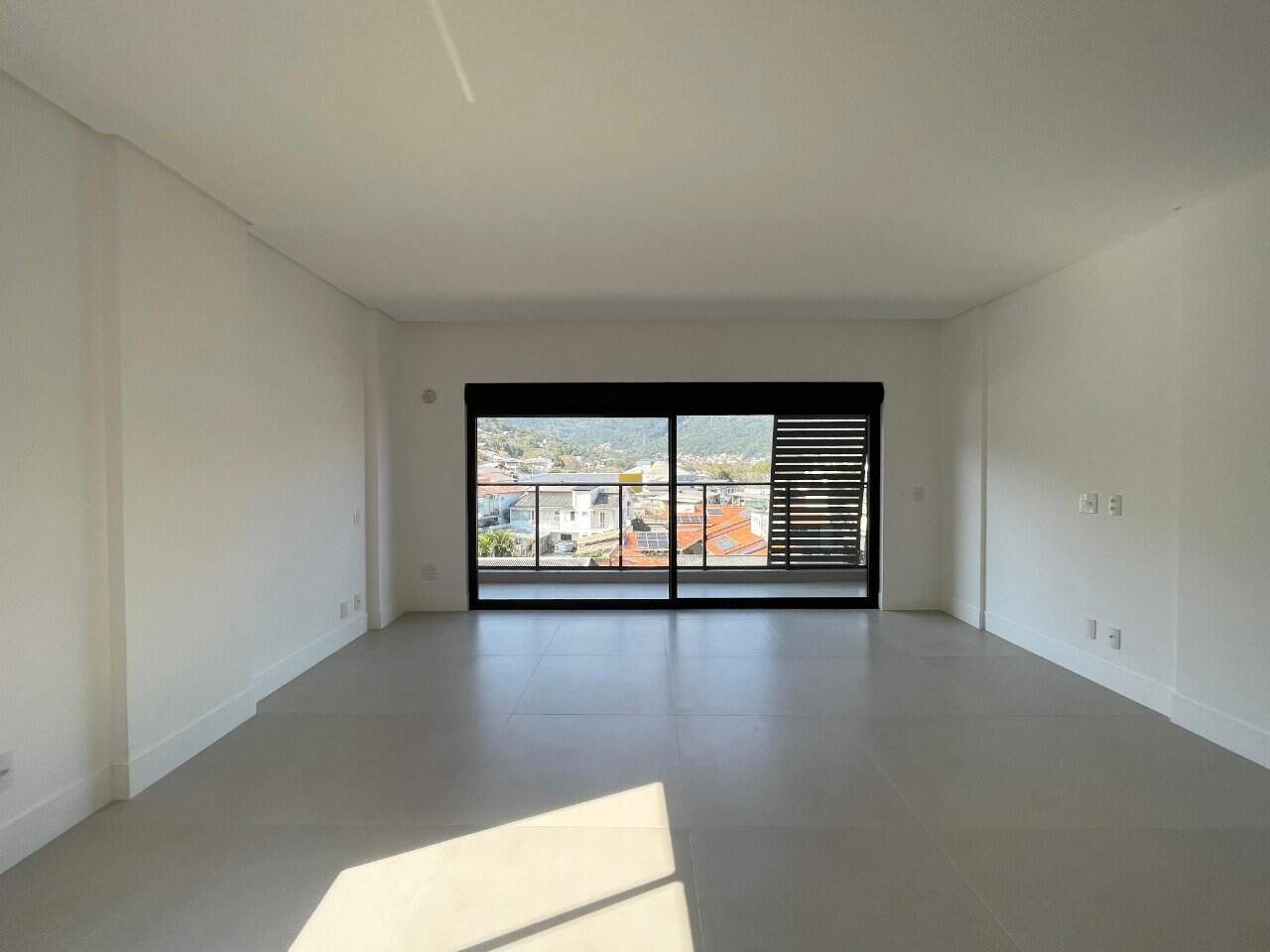 Estúdio[ NumeroQuarto] Saco Grande Florianópolis La Spezia: 