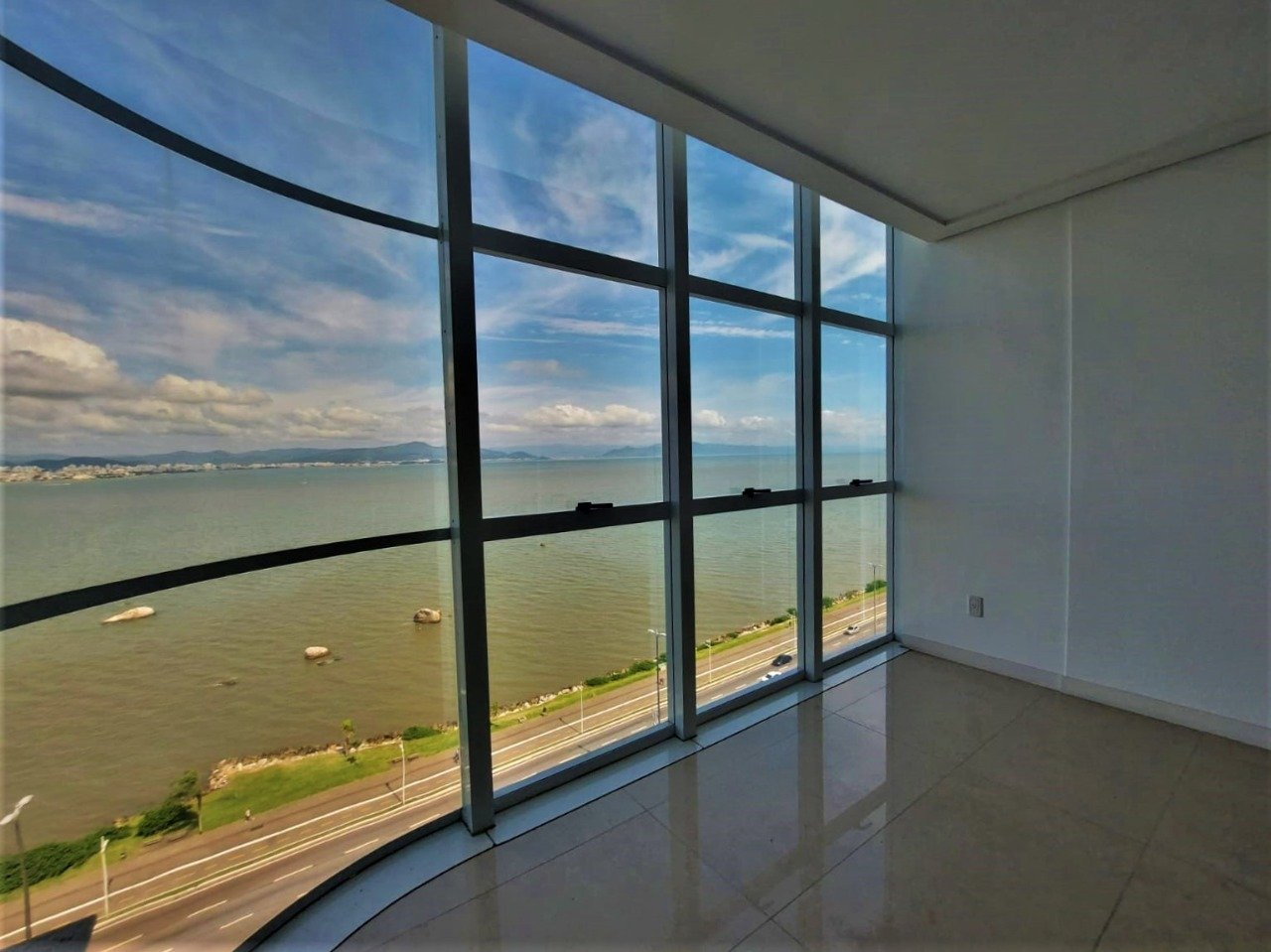 Apartamento[ NumeroQuarto] Centro Florianópolis Mirante das Ilhas: 
