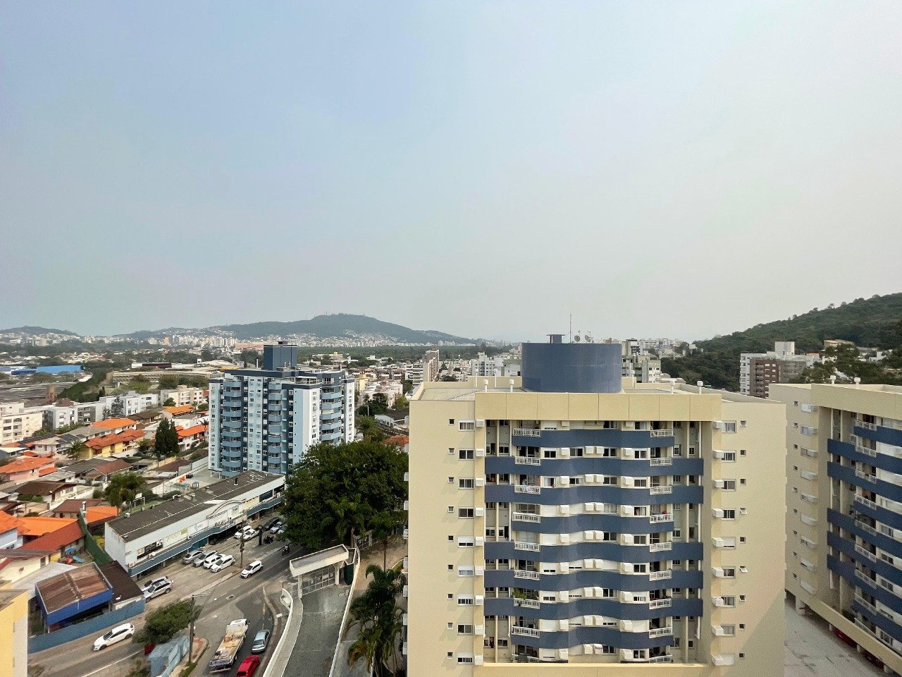 Apartamento[ NumeroQuarto] Itacorubi Florianópolis Paris Dakar: 