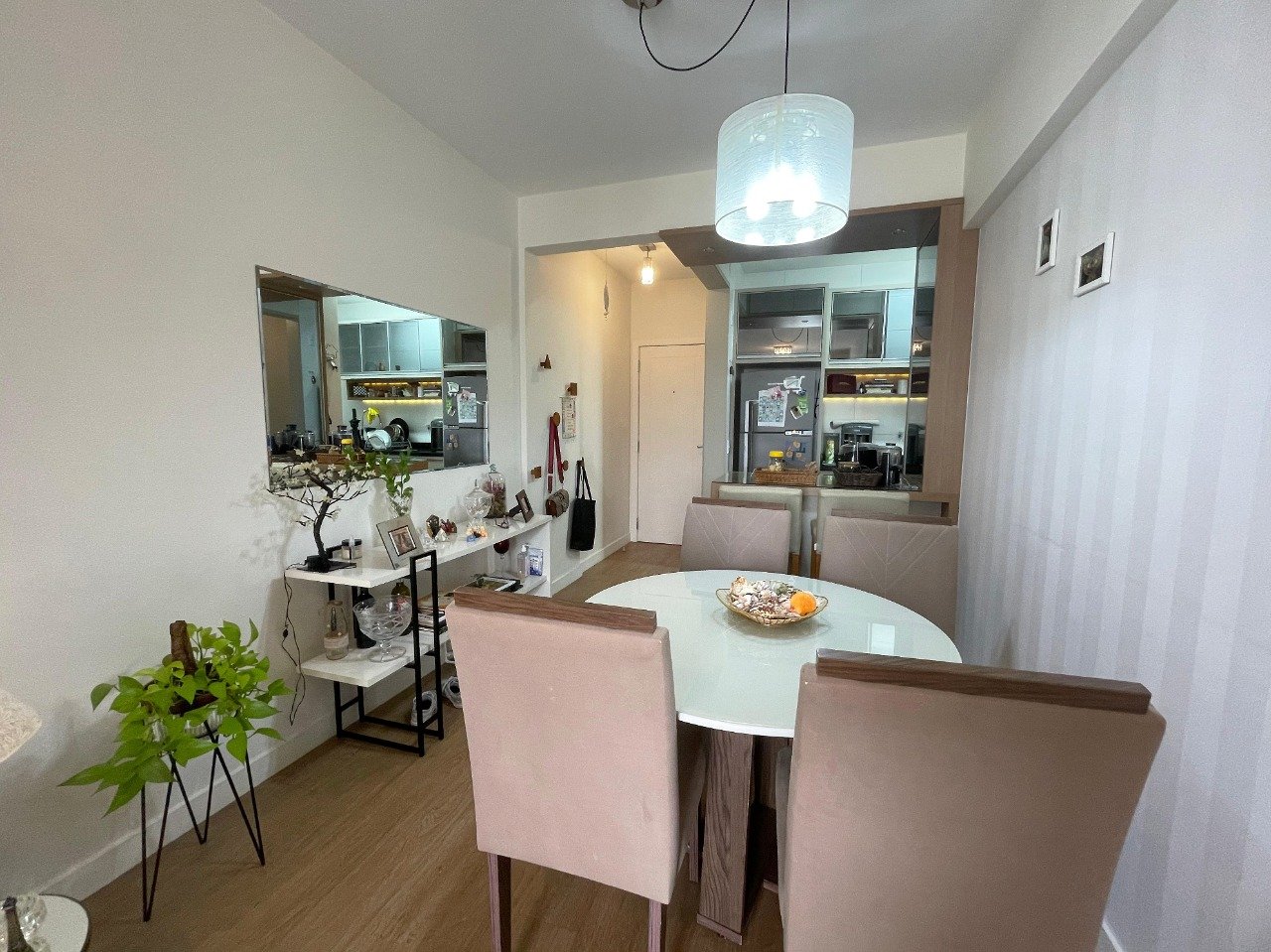 Apartamento[ NumeroQuarto] Itacorubi Florianópolis Paris Dakar: 