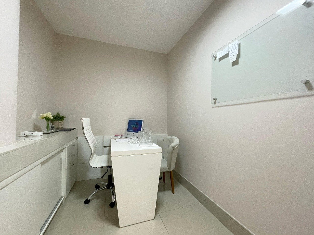 Salas/Conjuntos[ NumeroQuarto] Centro Florianópolis Zigurate: 