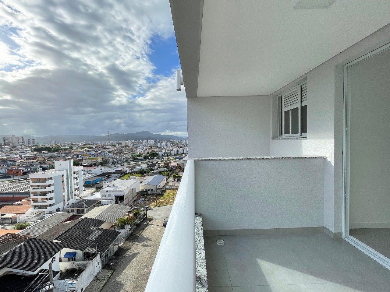 Apartamento[ NumeroQuarto] Barreiros São José Allure Home: 