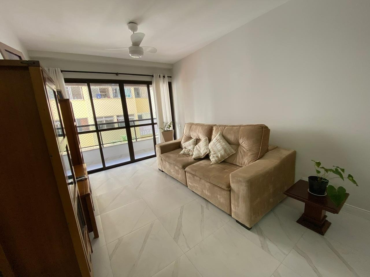 Apartamento[ NumeroQuarto] Centro Florianópolis Amim Abrão Salum: 