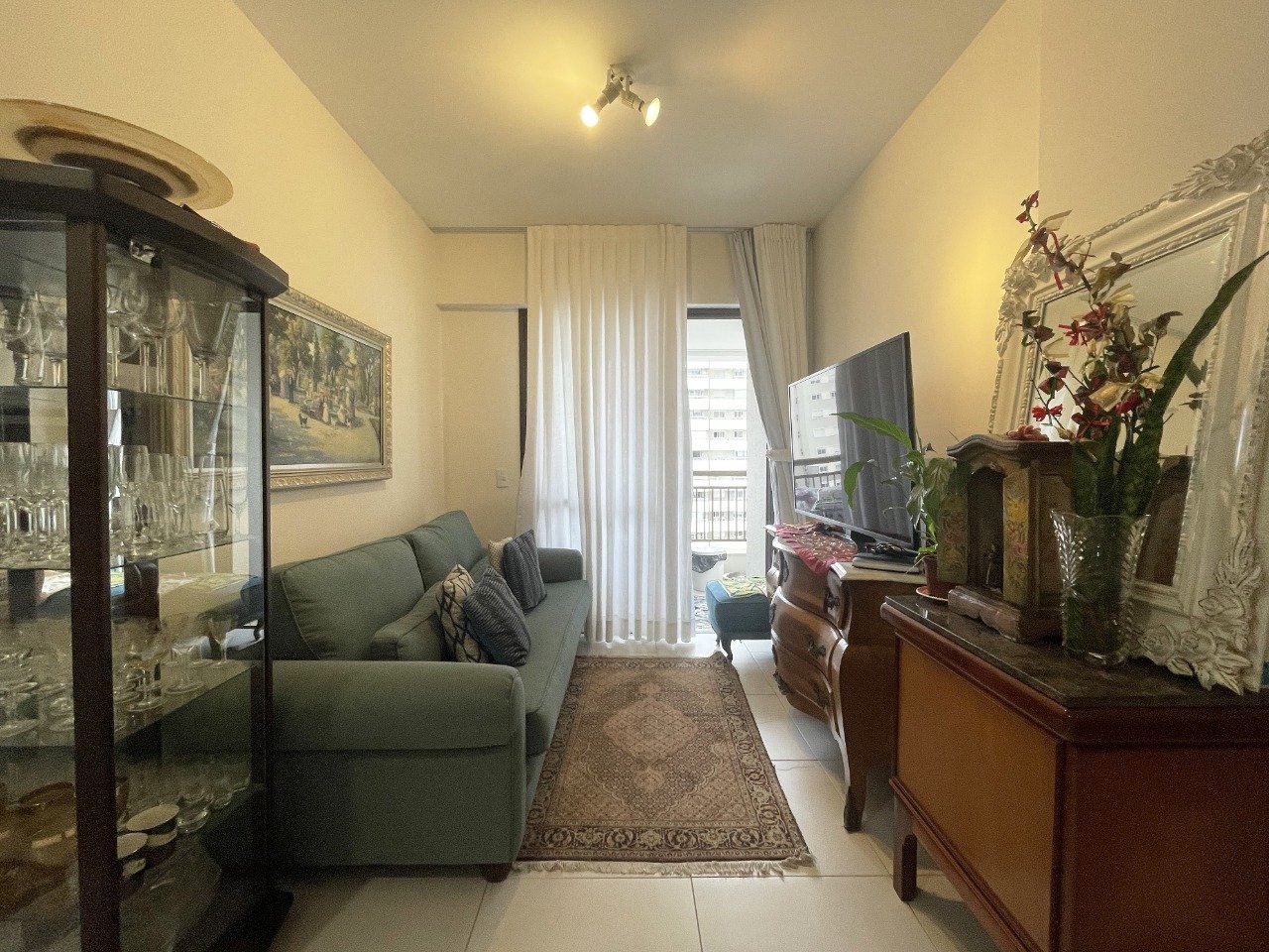 Apartamento[ NumeroQuarto] Itacorubi Florianópolis Plaza Mediterrâneo: 