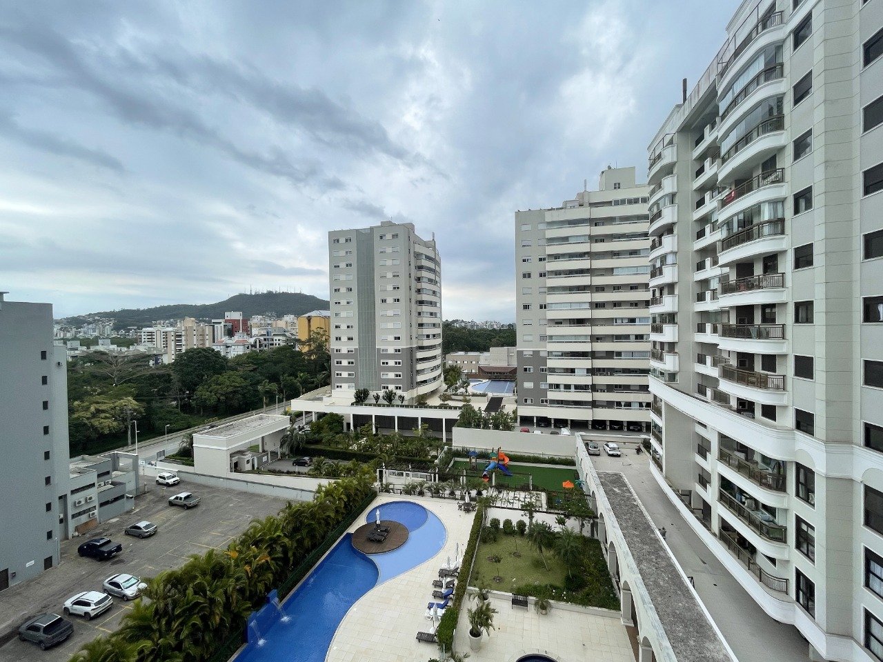 Apartamento[ NumeroQuarto] Itacorubi Florianópolis Plaza Mediterrâneo: 