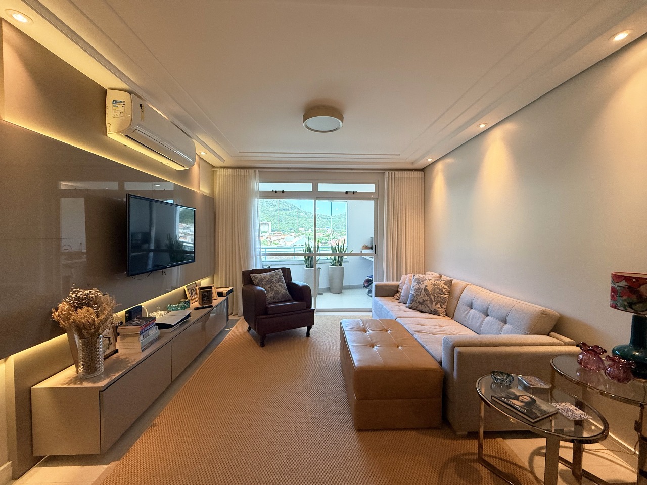 Apartamento[ NumeroQuarto] Itacorubi Florianópolis Parque São Jorge: 