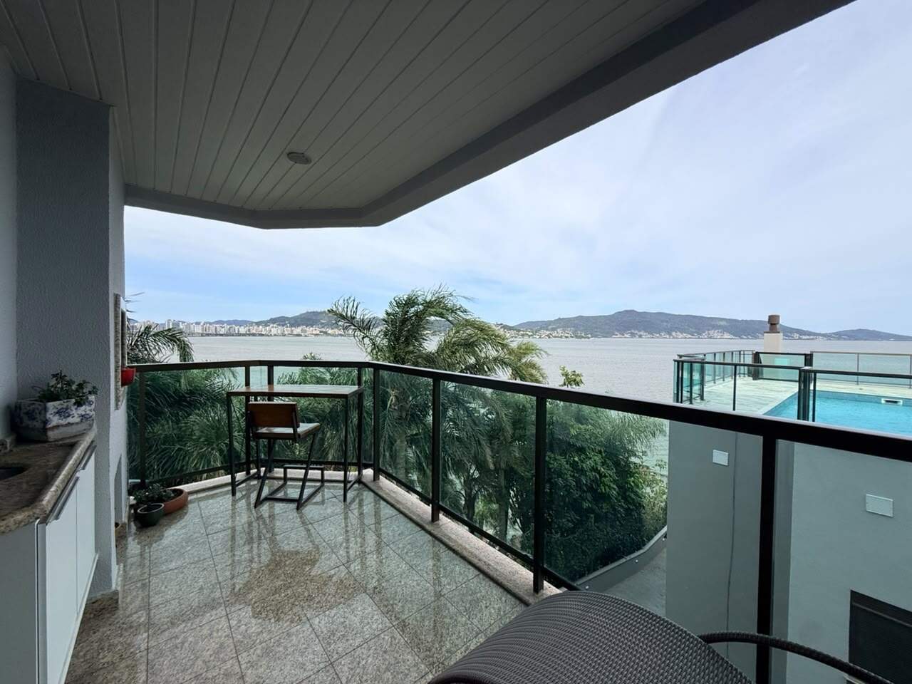 Apartamento 3 quartos em Coqueiros, Florianópolis | [EDIFICIO]: 