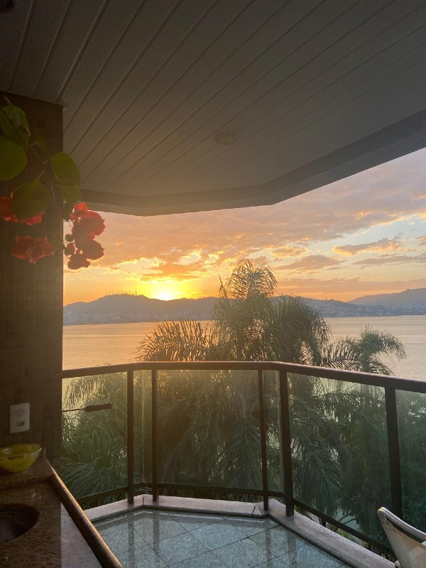 Apartamento[ NumeroQuarto] Coqueiros Florianópolis Ponta dos Coqueiros: 