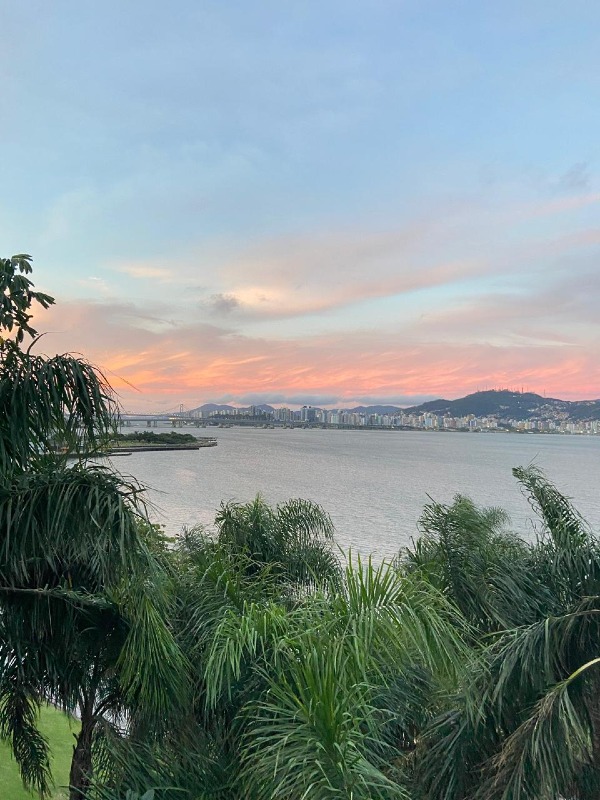 Apartamento[ NumeroQuarto] Coqueiros Florianópolis Ponta dos Coqueiros: 