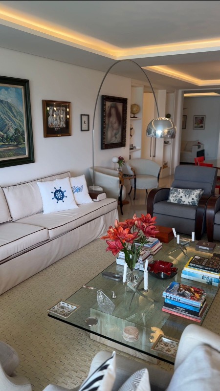 Apartamento[ NumeroQuarto] Coqueiros Florianópolis Marinas Residence: 