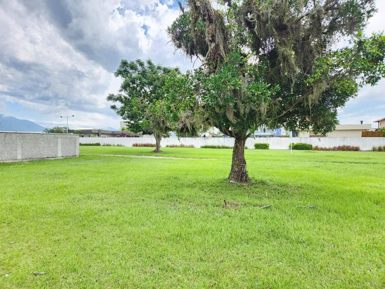 Terreno[ NumeroQuarto] Campeche Florianópolis Garapuvu: 