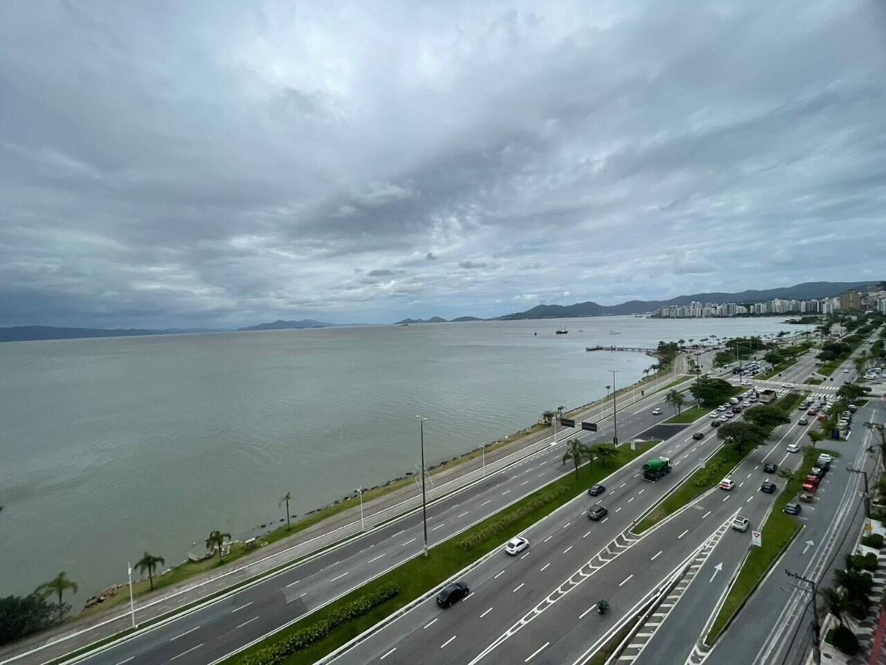 Cobertura duplex[ NumeroQuarto] Centro Florianópolis Principe de Gales: 