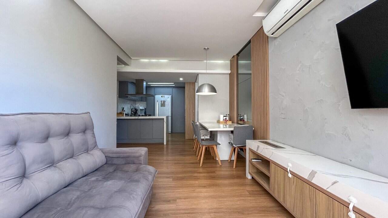 Apartamento[ NumeroQuarto] Centro Florianópolis Mauro Duarte Schutel: 