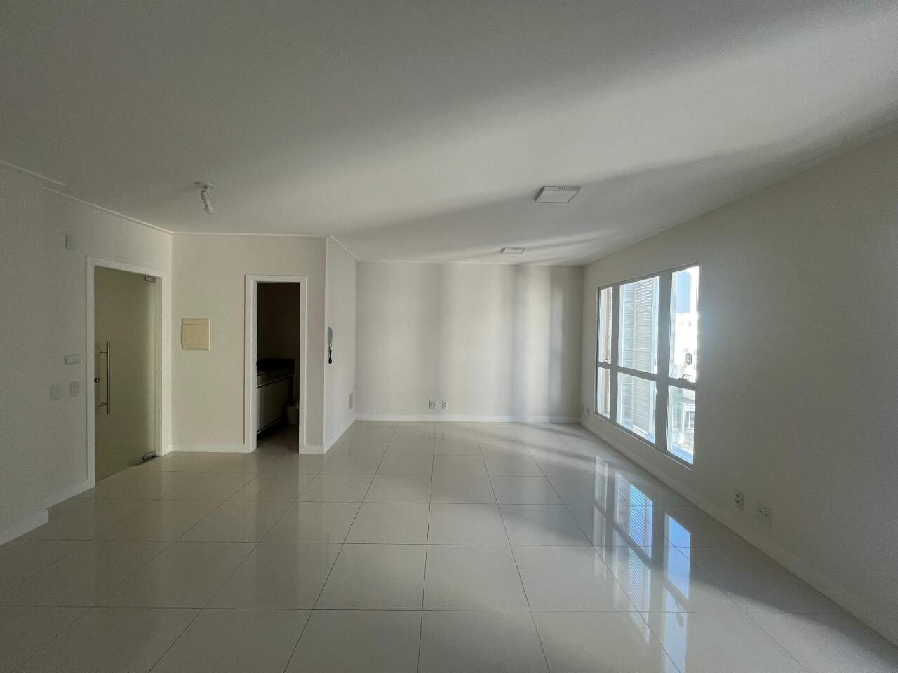 Salas/Conjuntos[ NumeroQuarto] Centro Florianópolis Koerich Empresarial Rio Branco: 