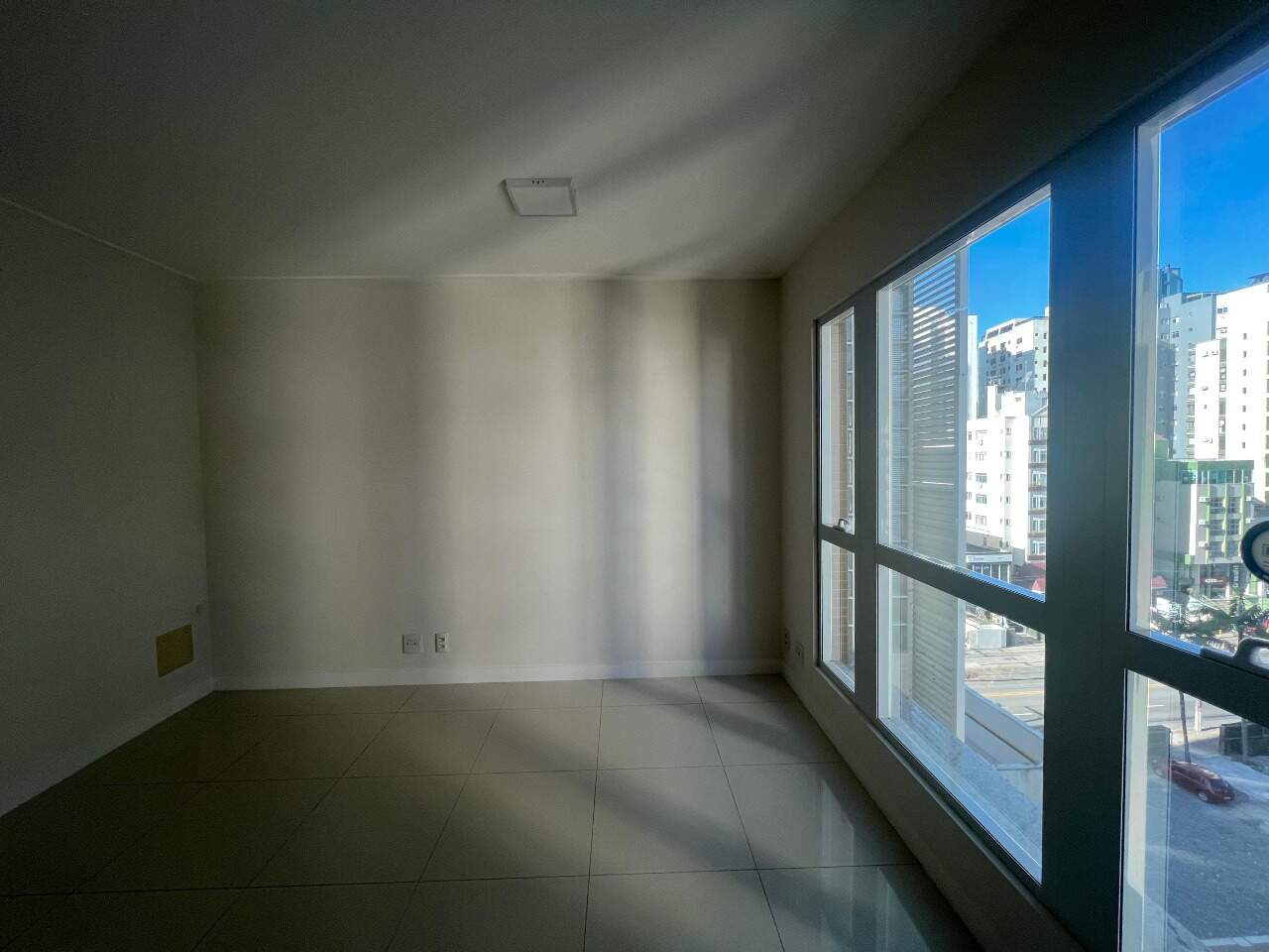 Salas/Conjuntos[ NumeroQuarto] Centro Florianópolis Koerich Empresarial Rio Branco: 