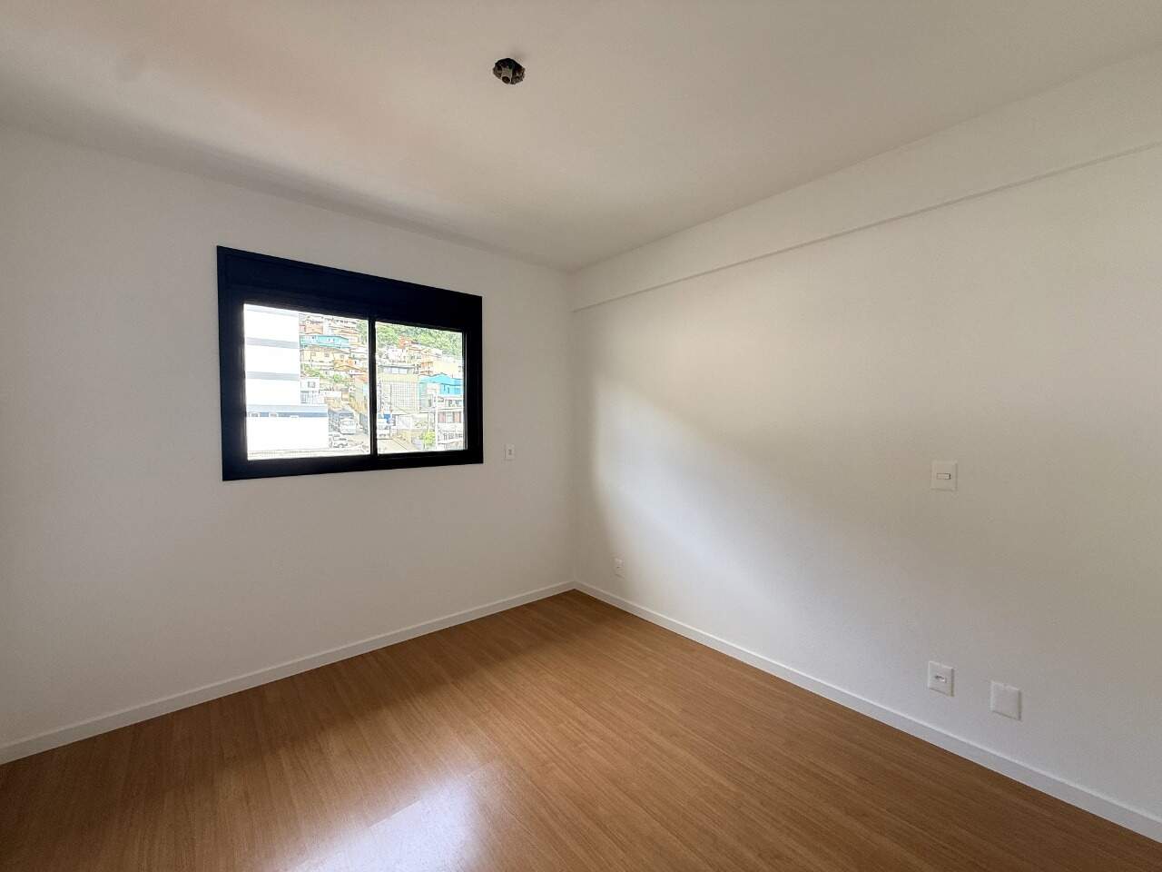 Apartamento[ NumeroQuarto] Centro Florianópolis Boiteux 155: 