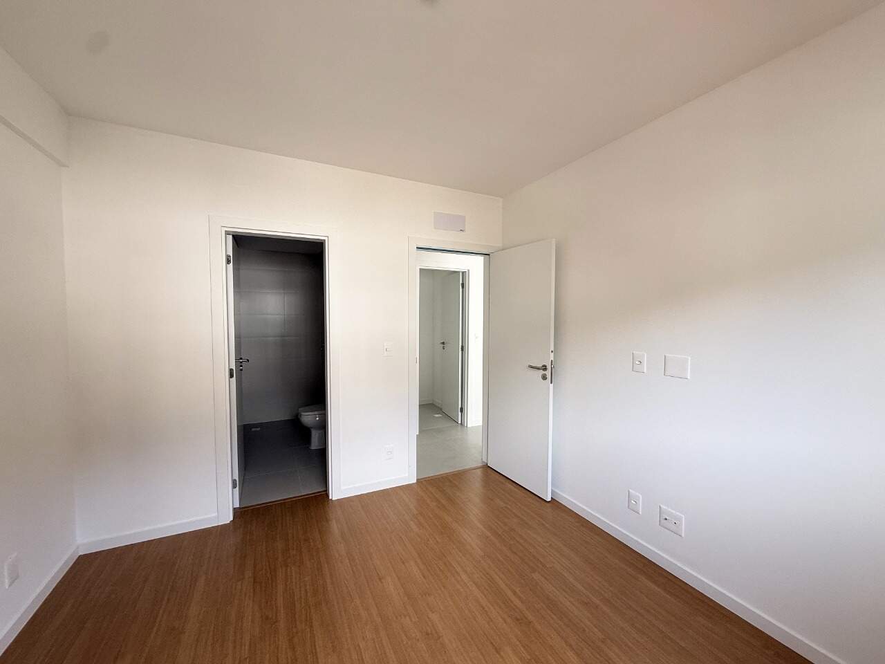 Apartamento[ NumeroQuarto] Centro Florianópolis Boiteux 155: 