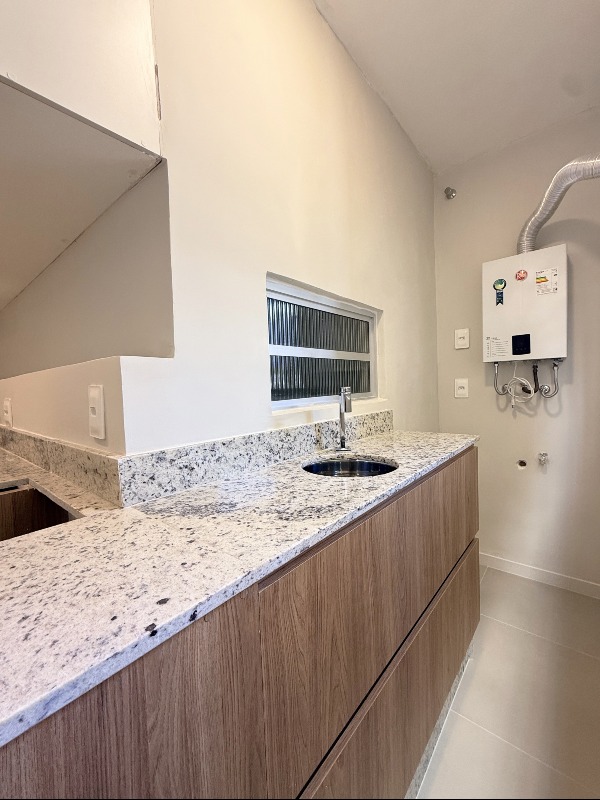 Apartamento[ NumeroQuarto] Centro Florianópolis Algarve: 