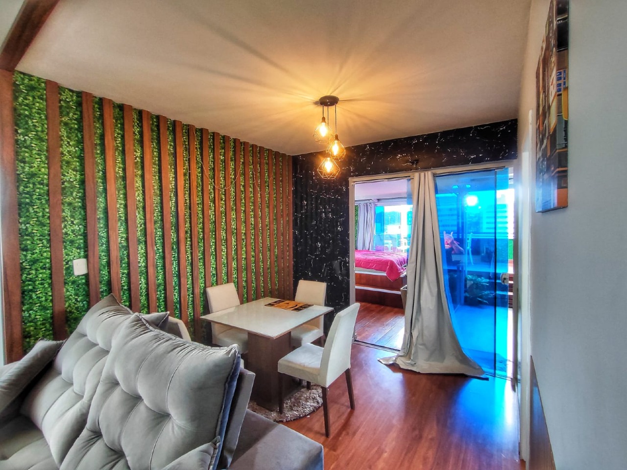 Apartamento[ NumeroQuarto] Coqueiros Florianópolis Long Beach: 