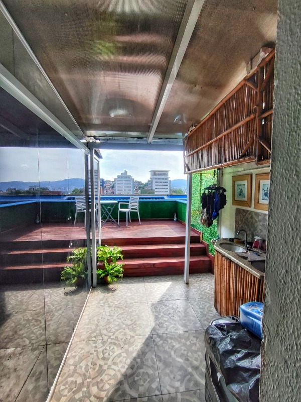 Apartamento[ NumeroQuarto] Coqueiros Florianópolis Long Beach: 