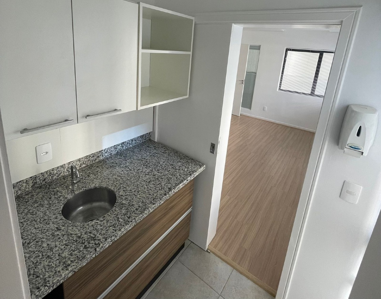 Sala[ NumeroQuarto] Centro Florianópolis Via Vêneto: 