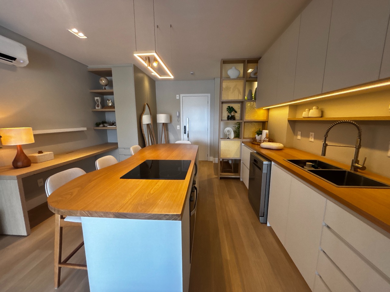 Apartamento[ NumeroQuarto] Kobrasol São José Solo BLVD: 