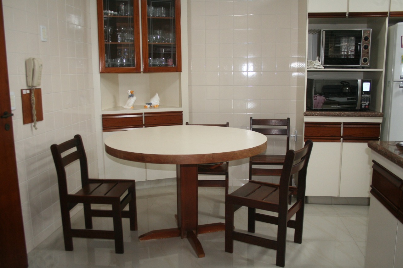 Apartamento[ NumeroQuarto] Agronômica Florianópolis Aroldo de Carvalho: 