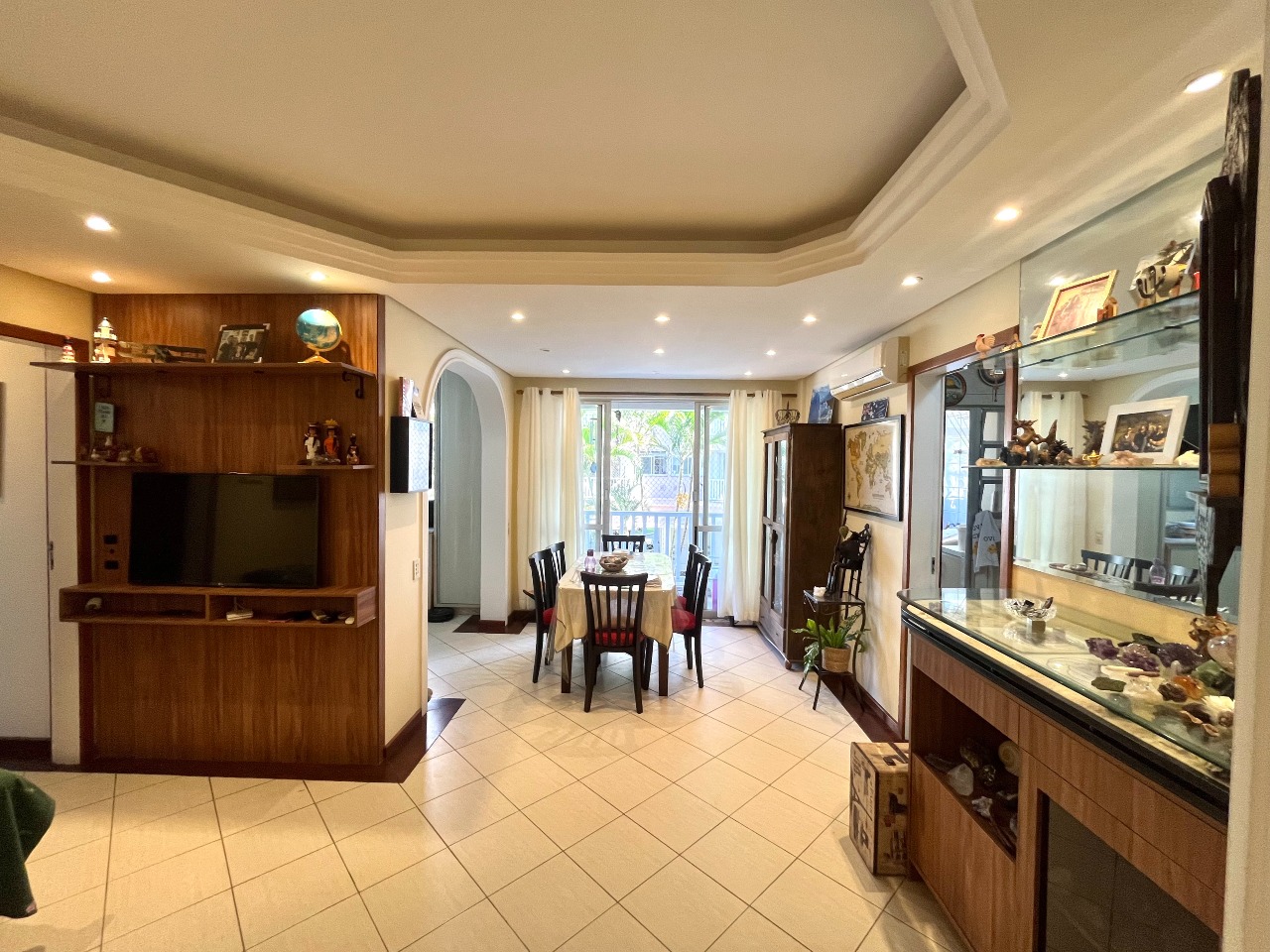 Apartamento[ NumeroQuarto] Itacorubi Florianópolis Burle Marx: 