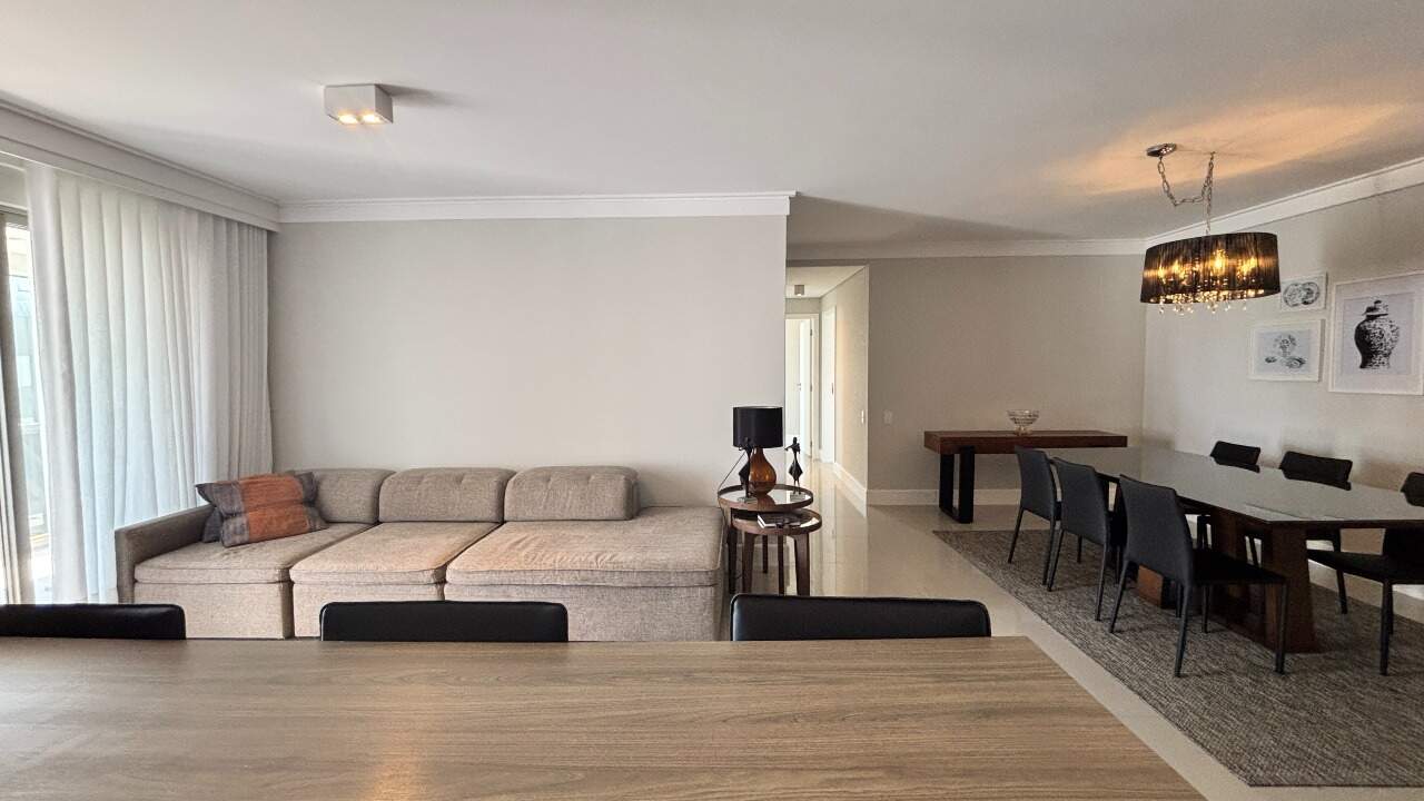 Apartamento[ NumeroQuarto] Centro Florianópolis Estúdio Wok: 