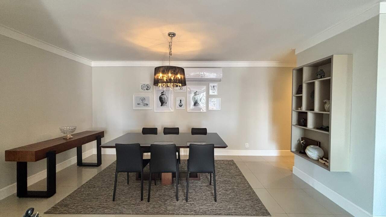 Apartamento[ NumeroQuarto] Centro Florianópolis Estúdio Wok: 