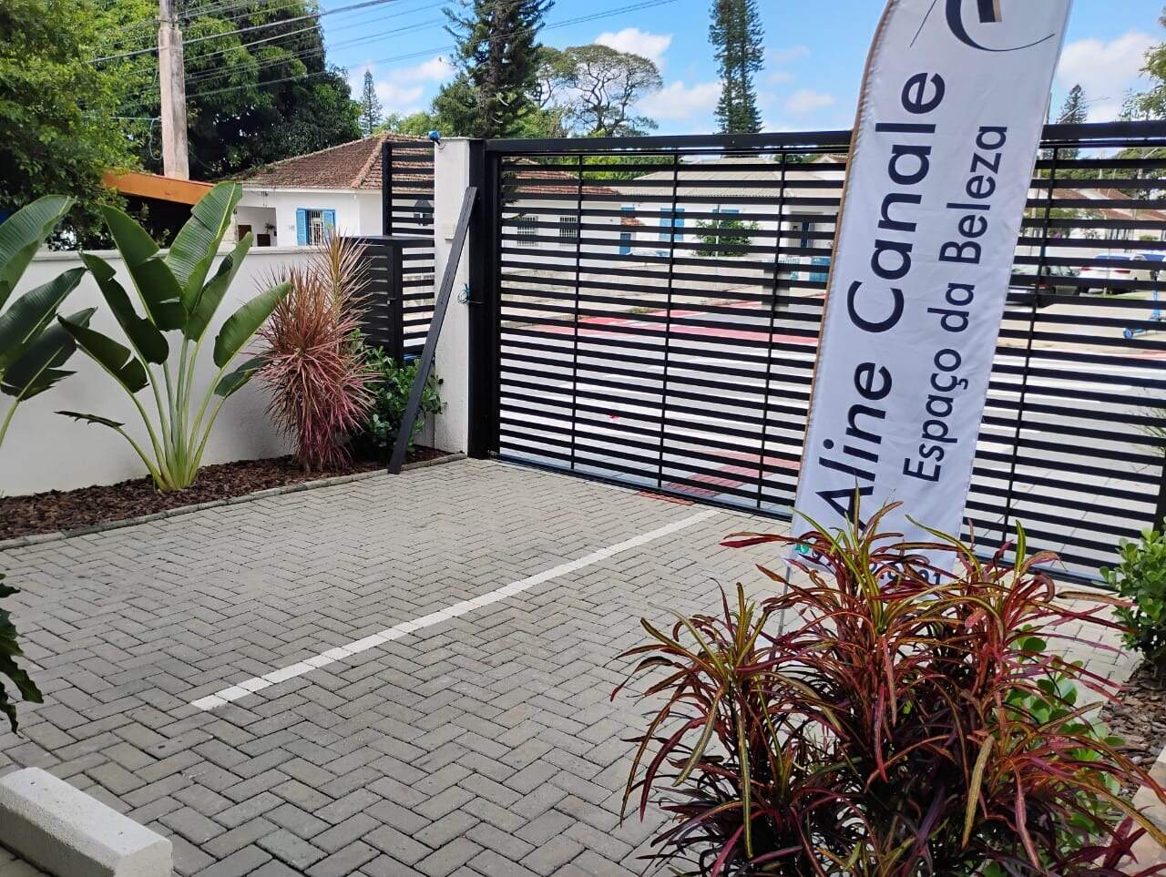 Casa comercial[ NumeroQuarto] Capoeiras Florianópolis : 