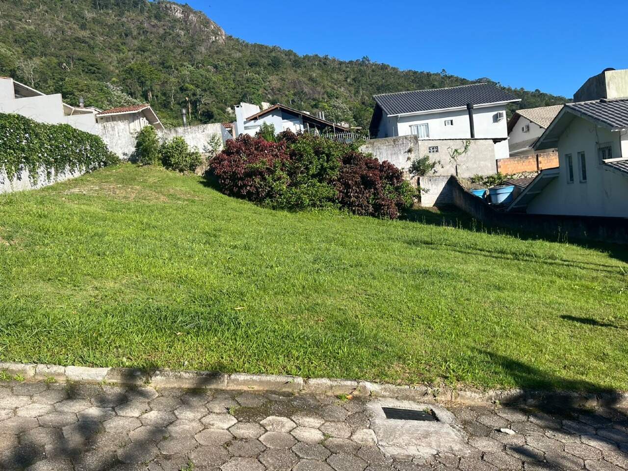 Terreno[ NumeroQuarto] Trindade Florianópolis : 