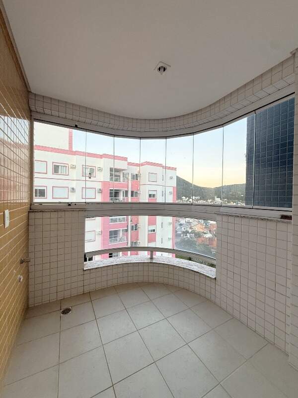 Cobertura duplex[ NumeroQuarto] Parque São Jorge Florianópolis Bianca: 