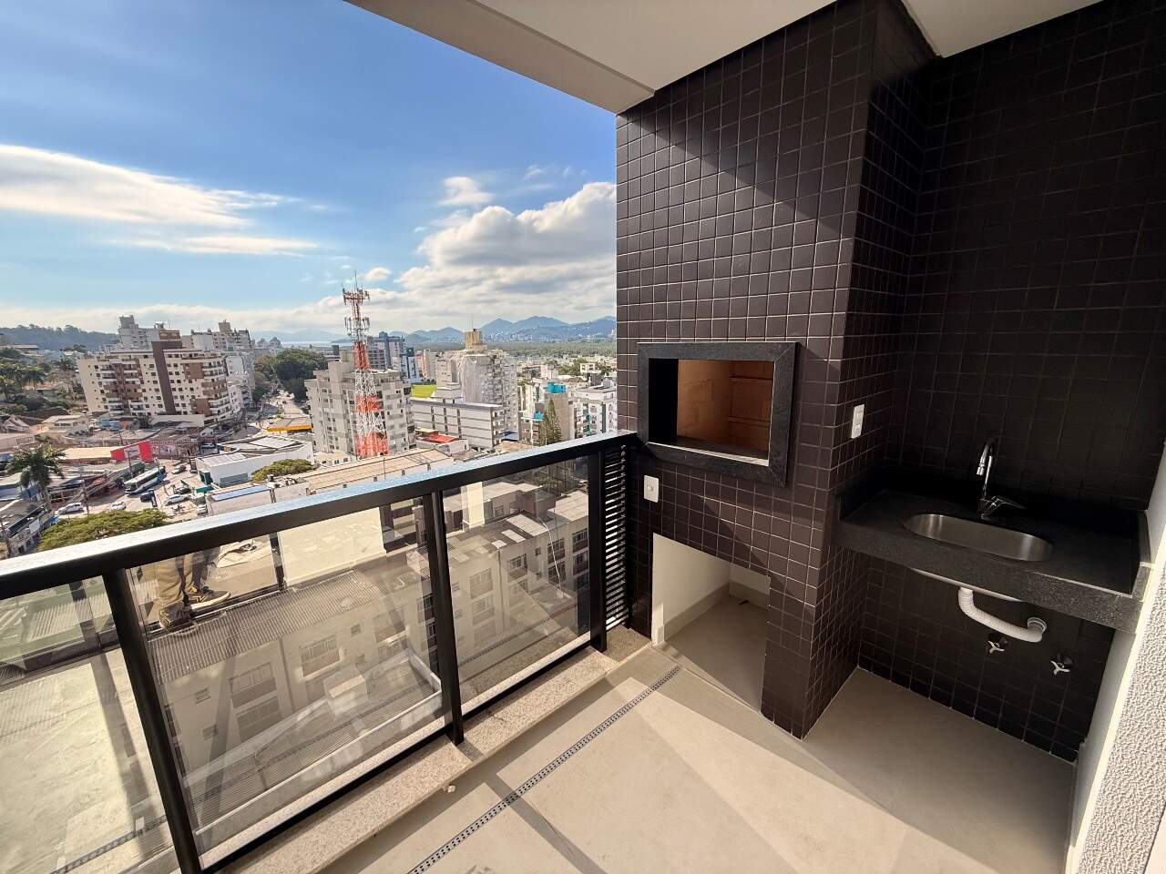 Apartamento 2 quartos em Trindade, Florianópolis | Rafael Moritz: Sacada