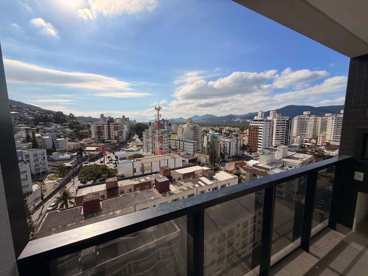 Apartamento 2 quartos em Trindade, Florianópolis | Rafael Moritz: Sacada 