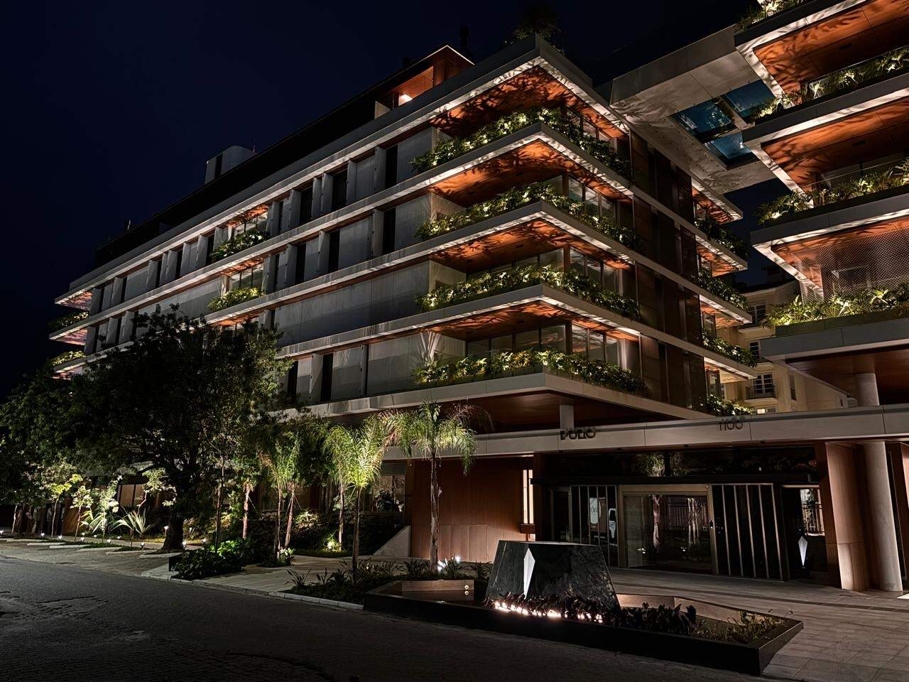 Apartamento[ NumeroQuarto] Jurerê Internacional Florianópolis Puro Design Living: 