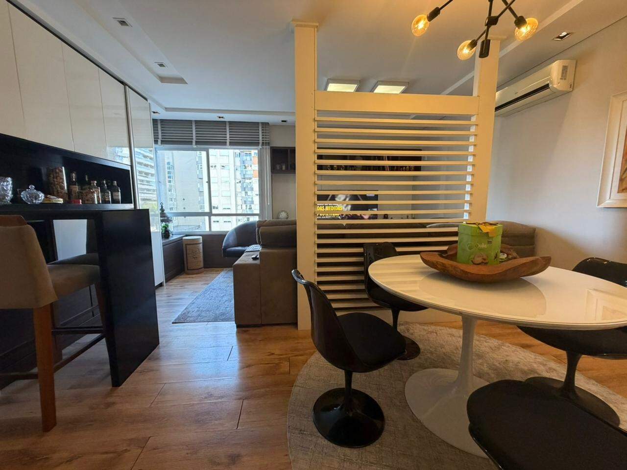 Apartamento[ NumeroQuarto] Centro Florianópolis Capri: 