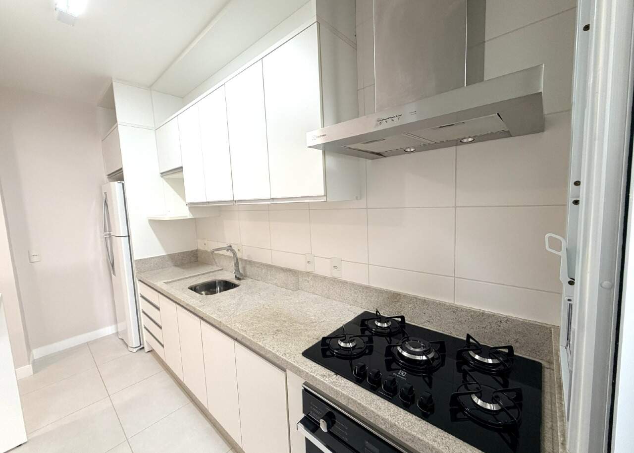 Apartamento[ NumeroQuarto] Itacorubi Florianópolis Plaza Saint Tropez: 