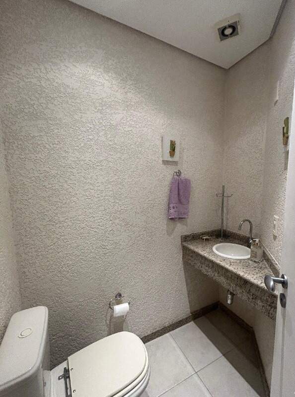 Apartamento[ NumeroQuarto] Jurerê Florianópolis VIllagio di Mare: 