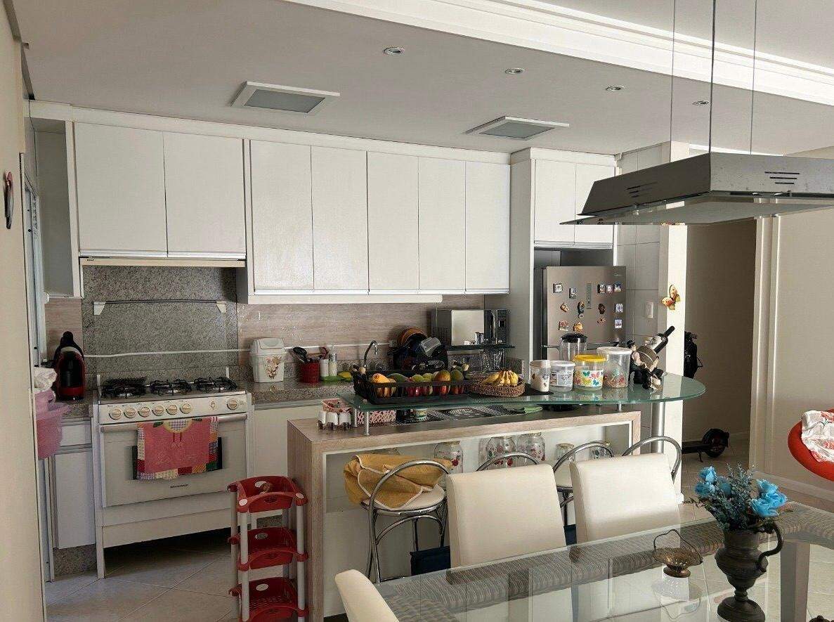 Apartamento[ NumeroQuarto] Jurerê Florianópolis VIllagio di Mare: 