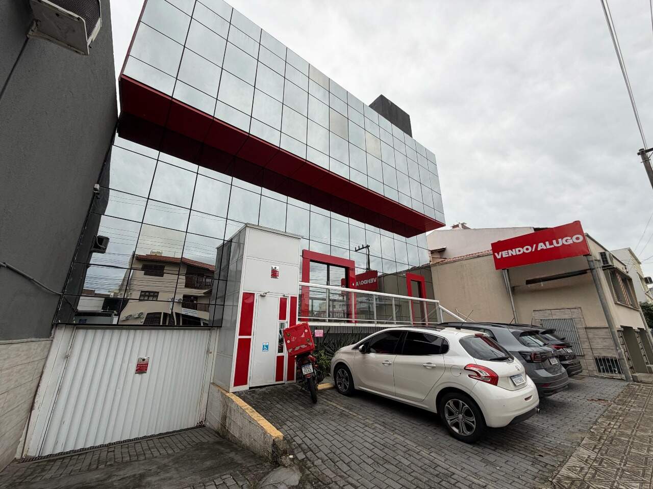 Prédio Comercial em Estreito, Florianópolis | : 