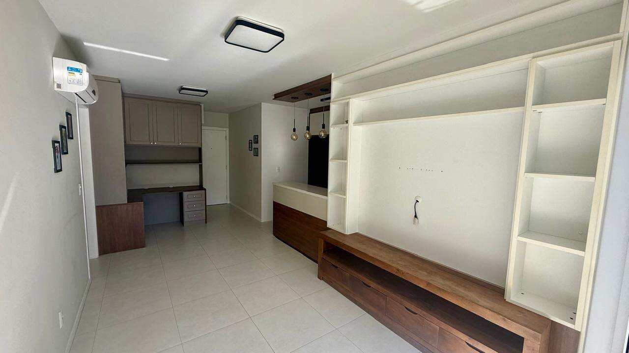 Apartamento 2 quartos em Saco Grande, Florianópolis | João Makowiecky: 