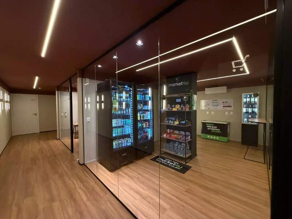 Studio 1 quarto em Centro, Florianópolis | Downtown Smart Studios: 